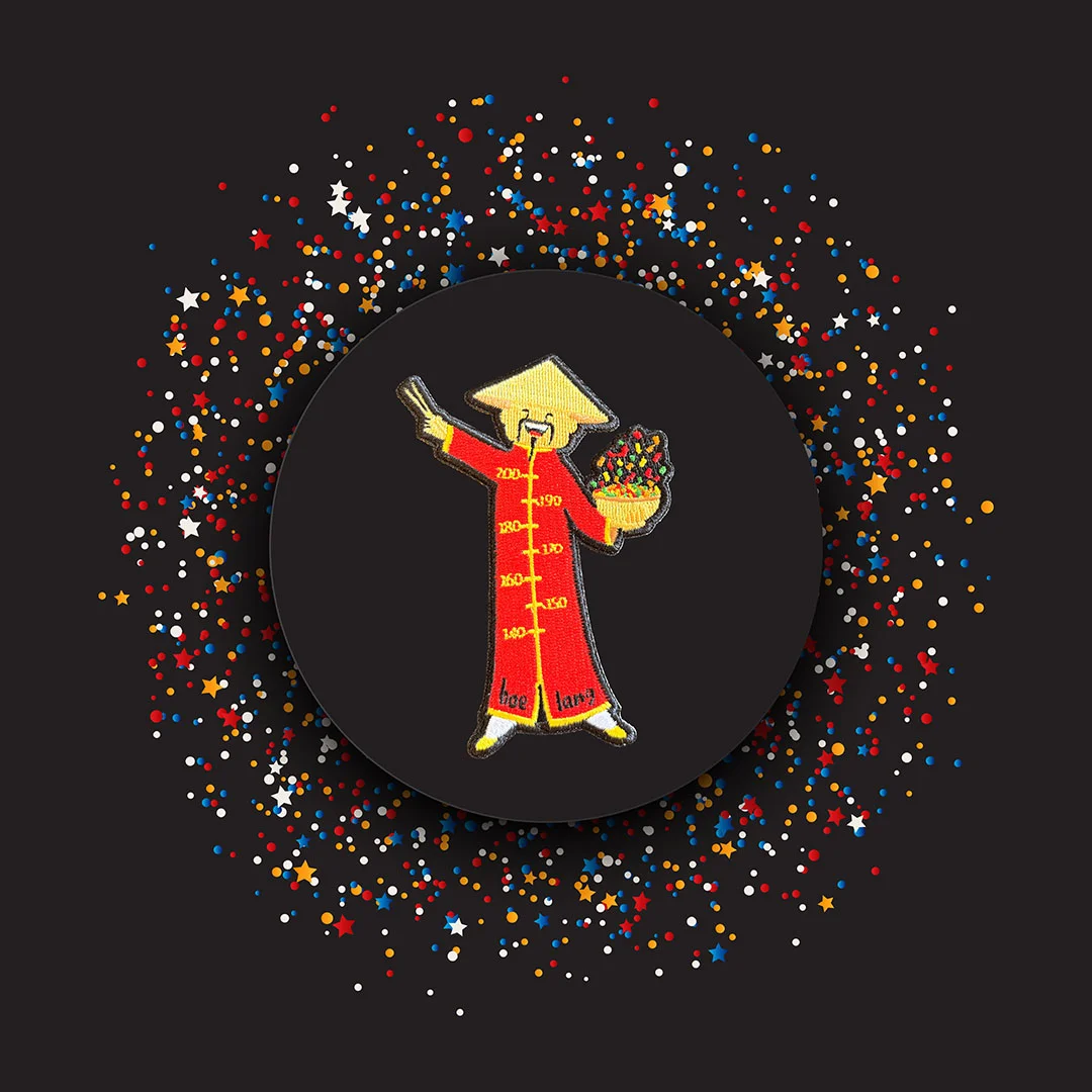 Hoelang is een chinees - Carnavlasembleemhoelangiseenchinees kielegatbreda - IN114-14