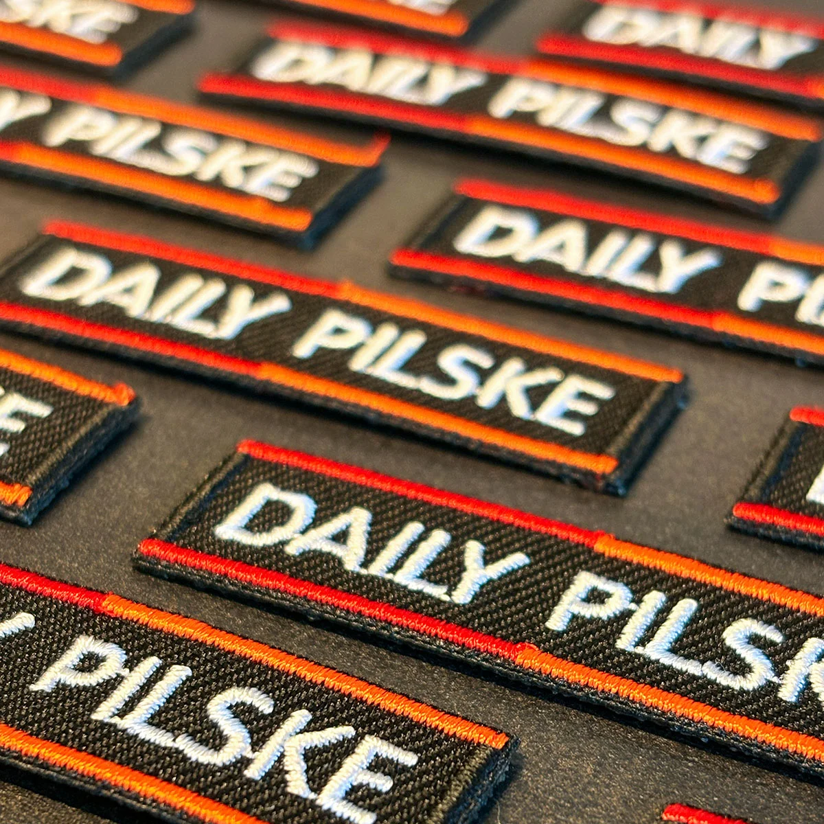 Daily pilske - Dailypilske kielegatembleem bredacarnaval 1 - IN083-06