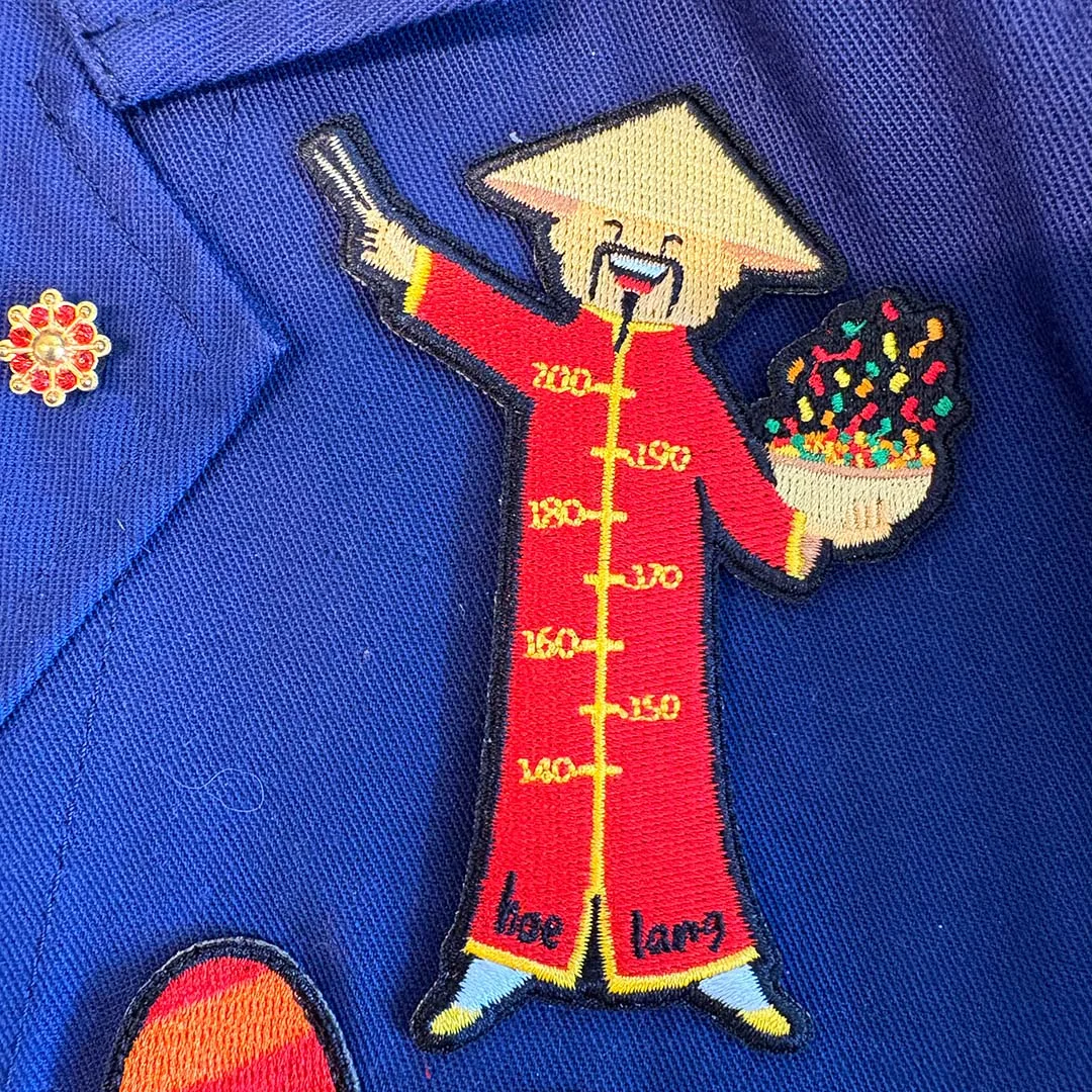 Hoelang is een chinees - Hoelangcarnaval emblemenkielegatbreda - IN114-14