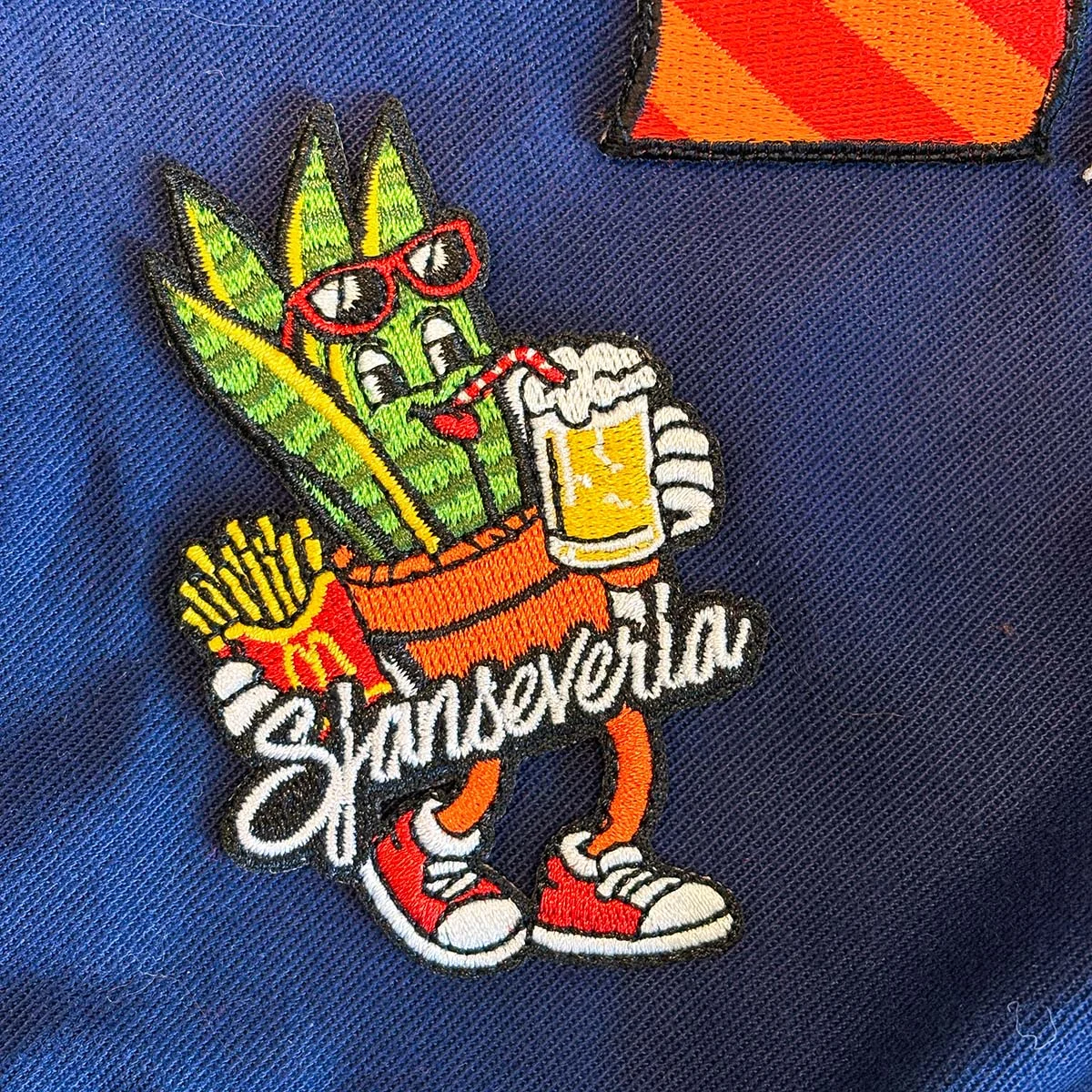 Sjanseveria - Sanseveriaembleem kielegatemblemen carnavalbreda 1 - IN110-12